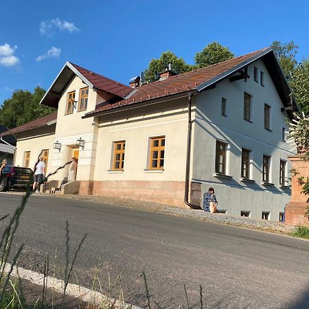 Droom B&B Cermna Экстерьер фото
